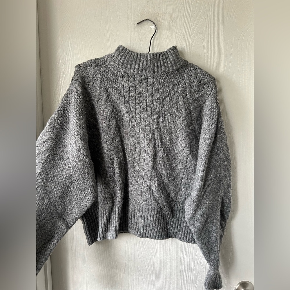 89th + MADISON TURTLENECK SWEATER 
GRAY